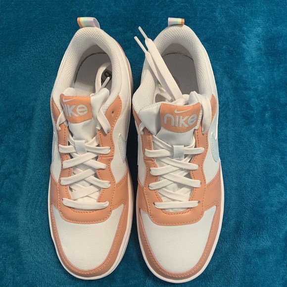 Nike Court Borough Low 2 SE Sneakers DM1216-100 Youth Size 6.5 Women's Size 8 - Picture 2 of 7